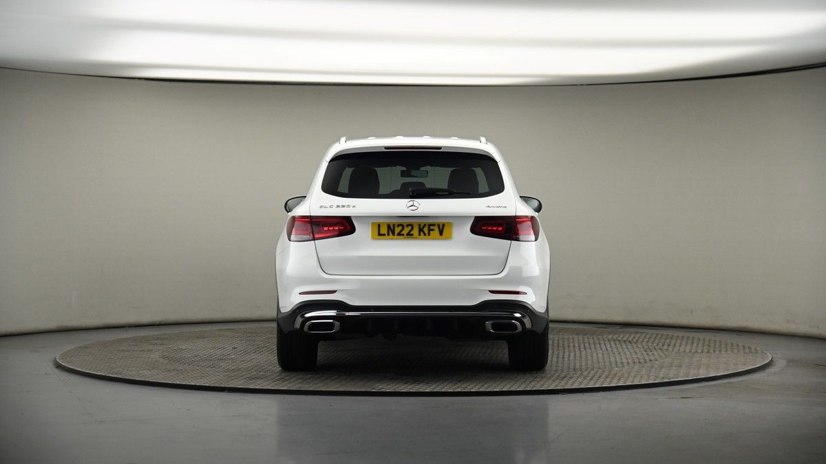 Mercedes-Benz GLC Image 17