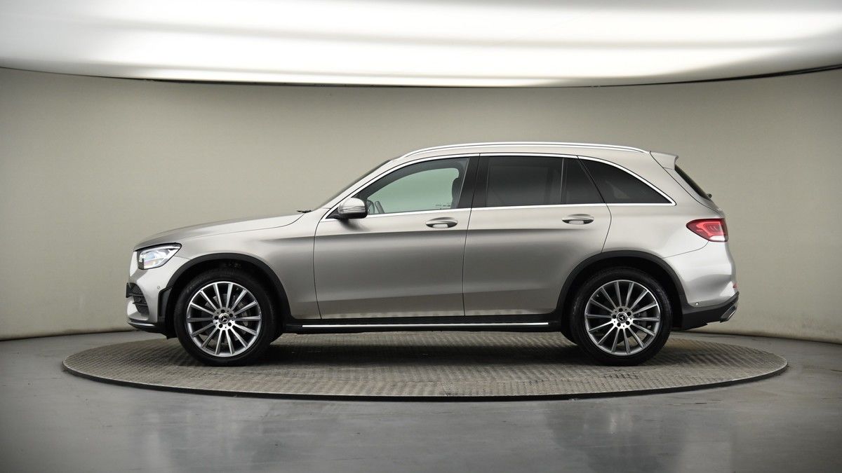 Mercedes-Benz GLC Image 18