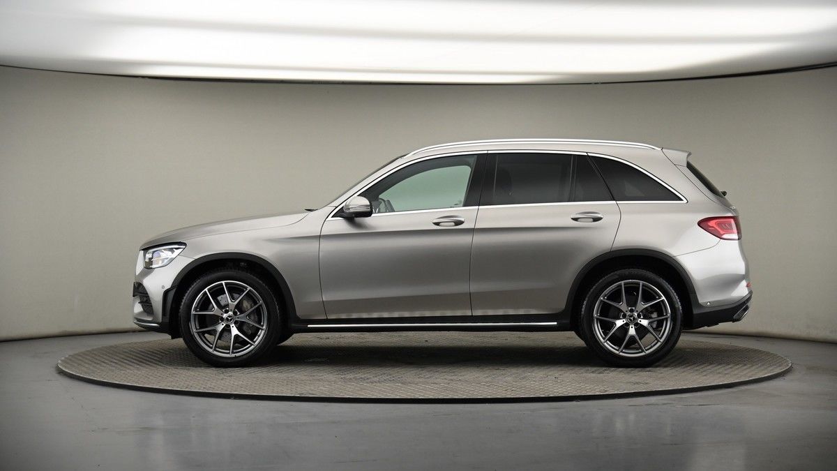 Mercedes-Benz GLC Image 19