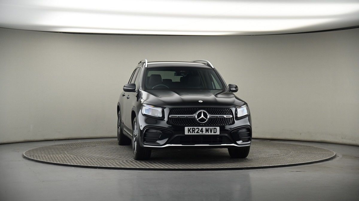 Mercedes-Benz GLB Image 17