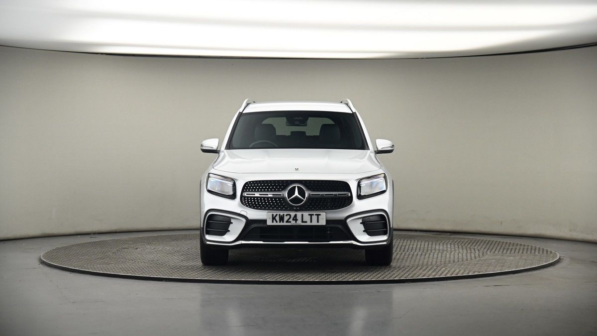 Mercedes-Benz GLB Image 17