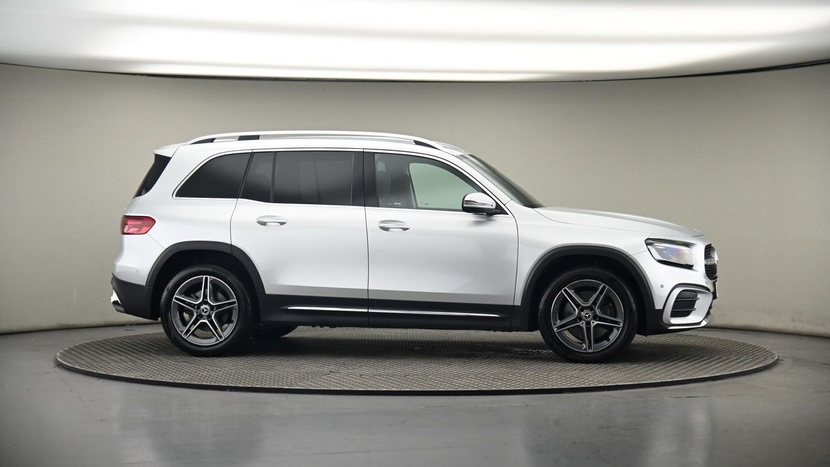 More views of Mercedes-Benz GLB