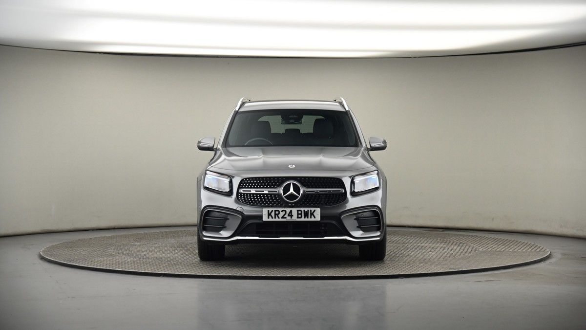 Mercedes-Benz GLB Image 17