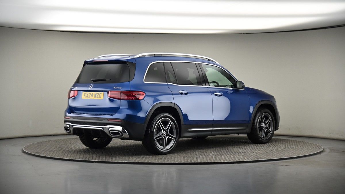 Mercedes-Benz GLB Image 7
