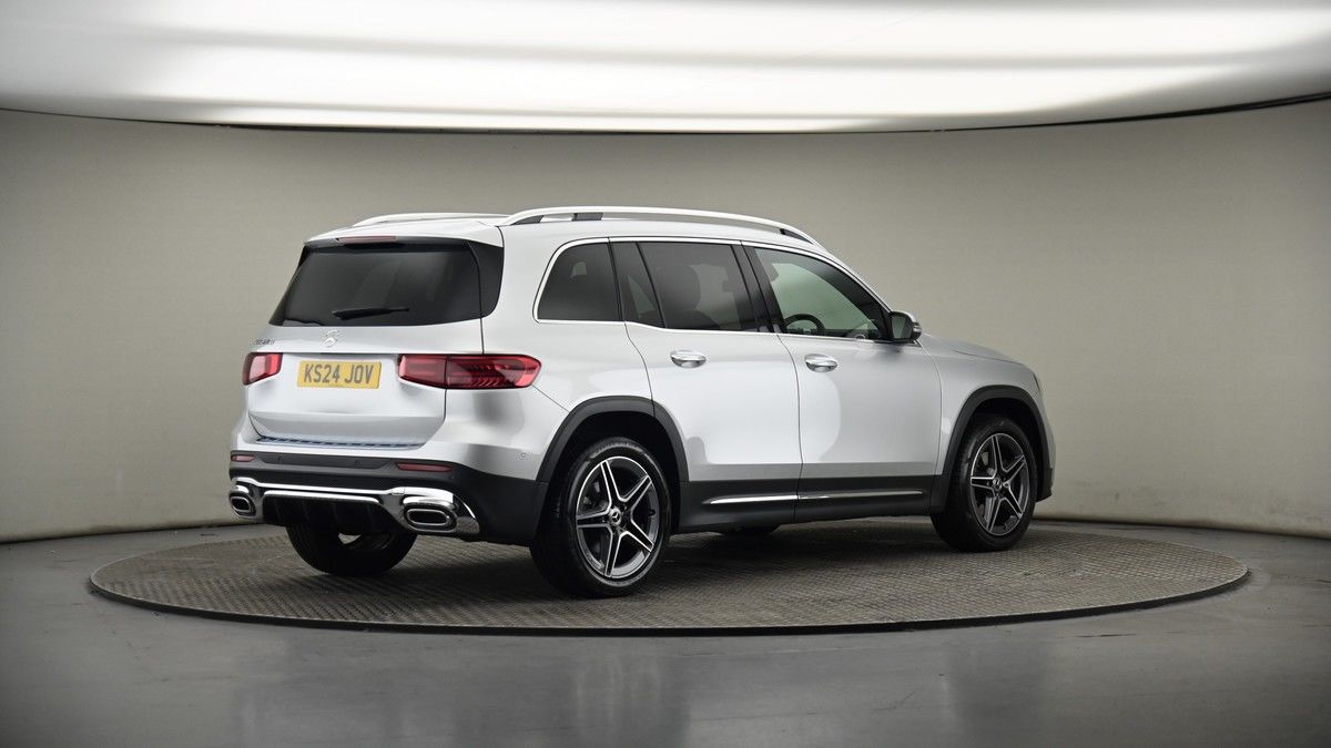 Mercedes-Benz GLB Image 7