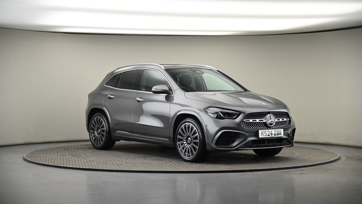 More views of Mercedes-Benz GLA