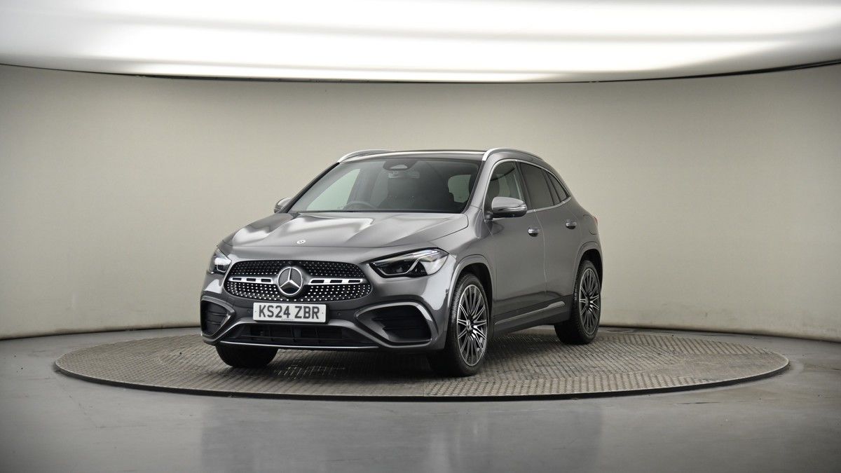 More views of Mercedes-Benz GLA