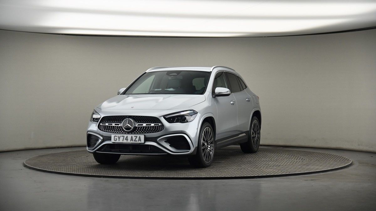 More views of Mercedes-Benz GLA