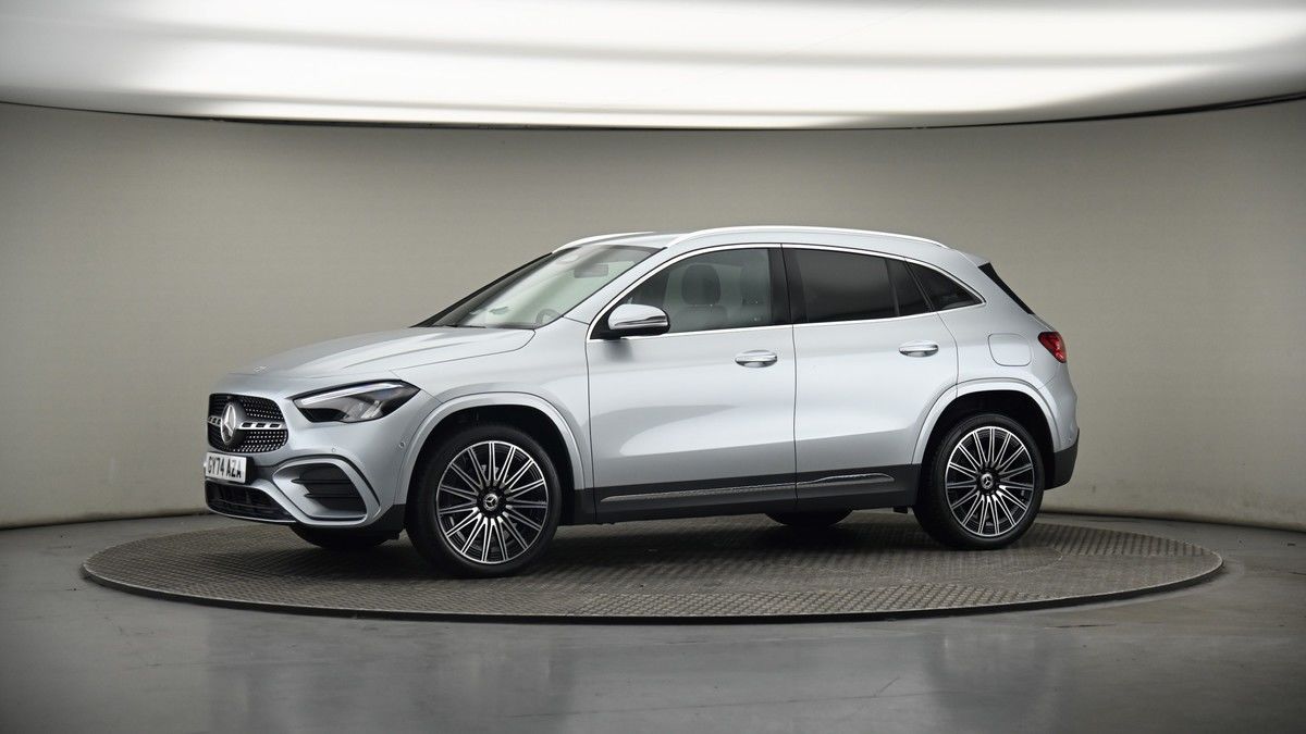 More views of Mercedes-Benz GLA