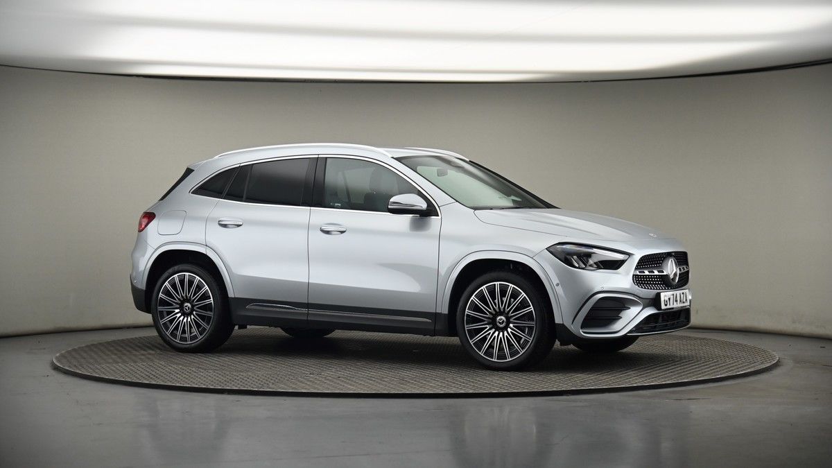Mercedes-Benz GLA Image 6