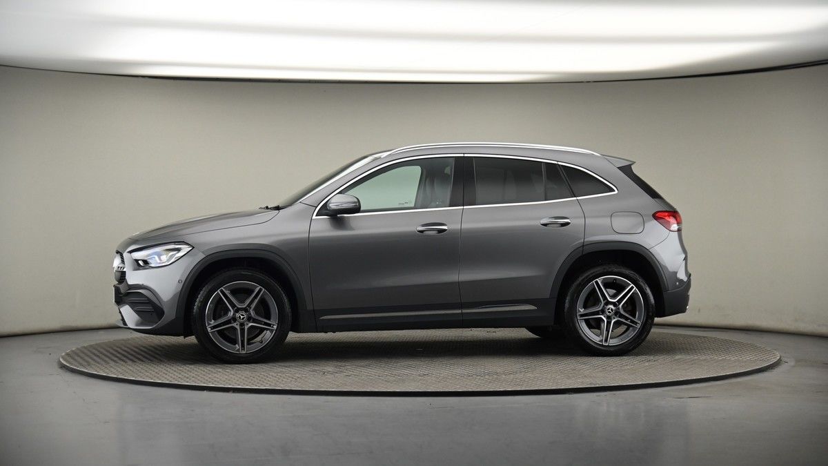 More views of Mercedes-Benz GLA
