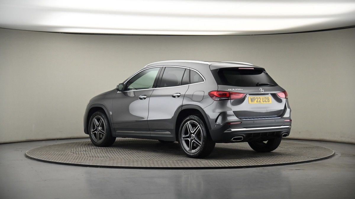 More views of Mercedes-Benz GLA