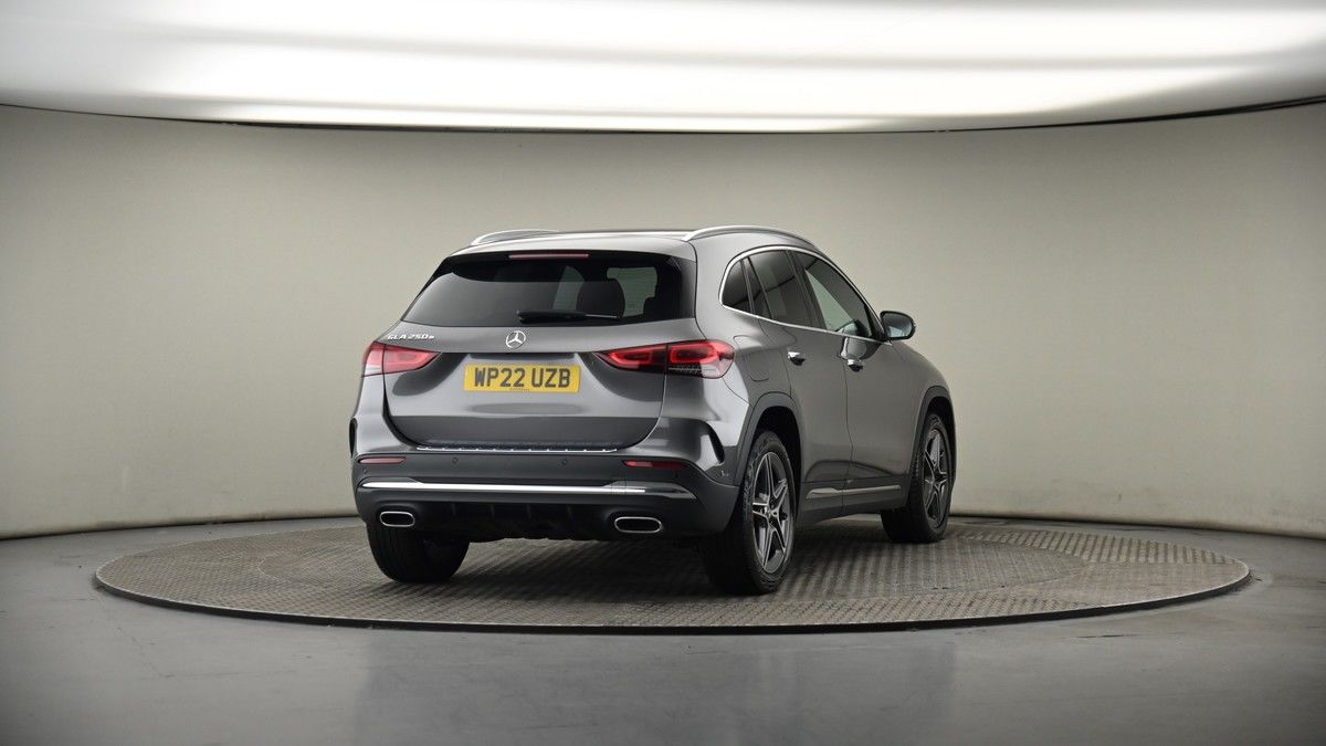 More views of Mercedes-Benz GLA