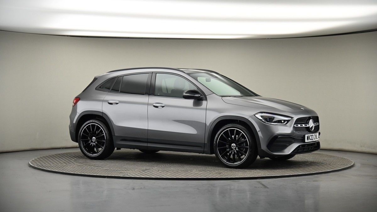 Mercedes-Benz GLA Image 6
