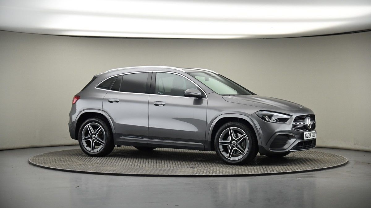Mercedes-Benz GLA Image 5