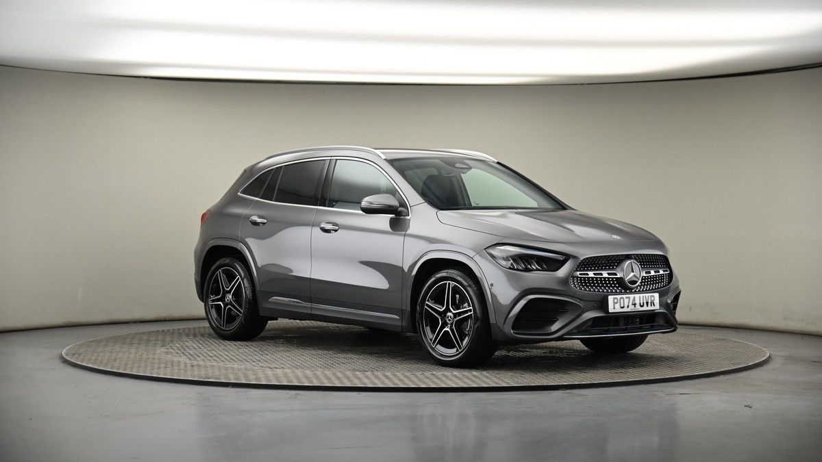 More views of Mercedes-Benz GLA