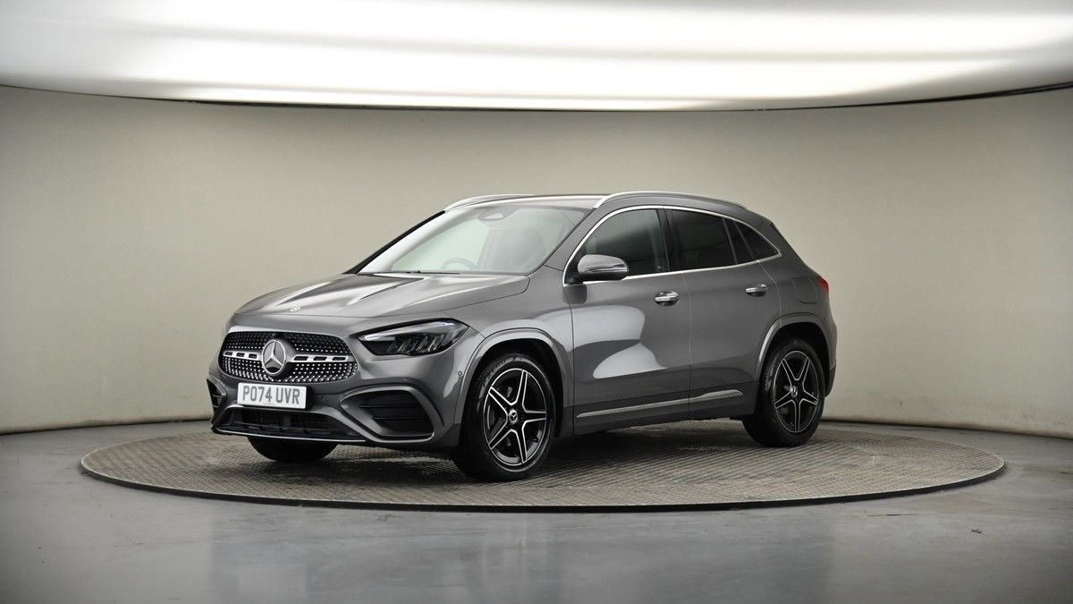More views of Mercedes-Benz GLA