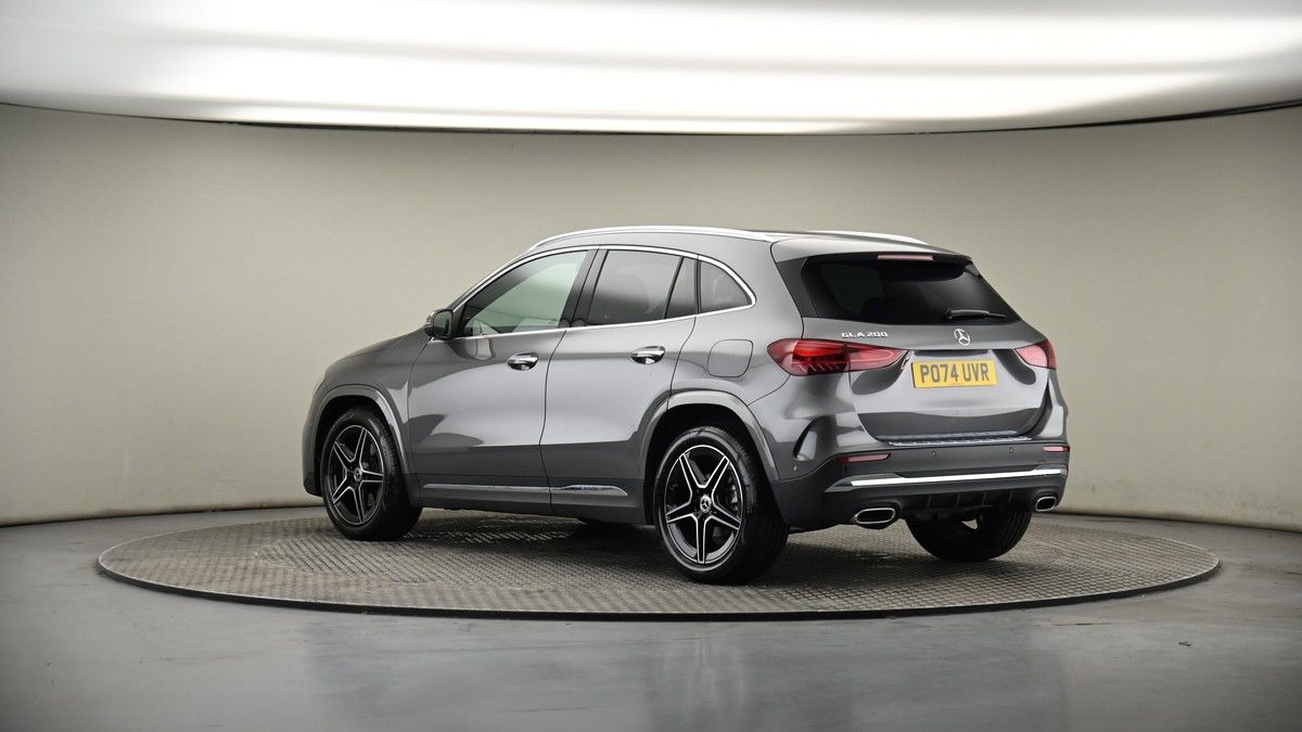 More views of Mercedes-Benz GLA