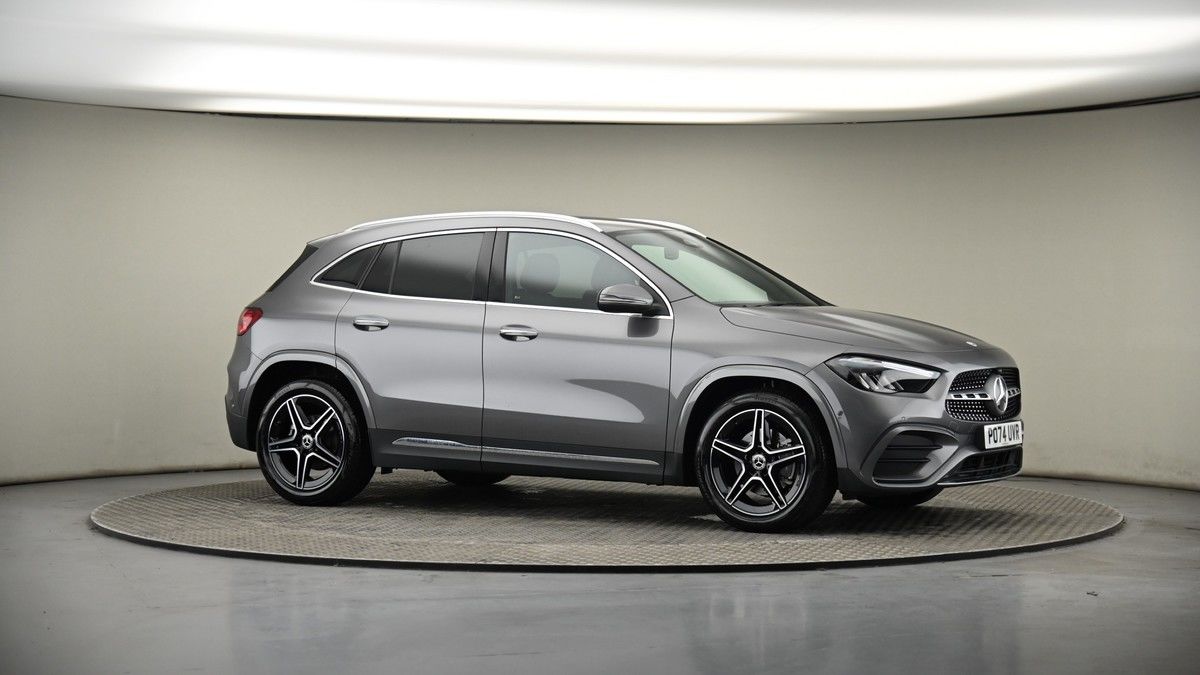 Mercedes-Benz GLA Image 5