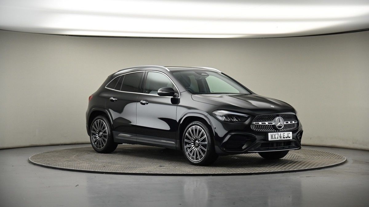 More views of Mercedes-Benz GLA