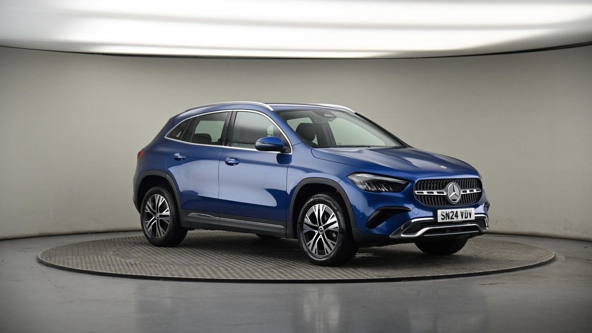 More views of Mercedes-Benz GLA