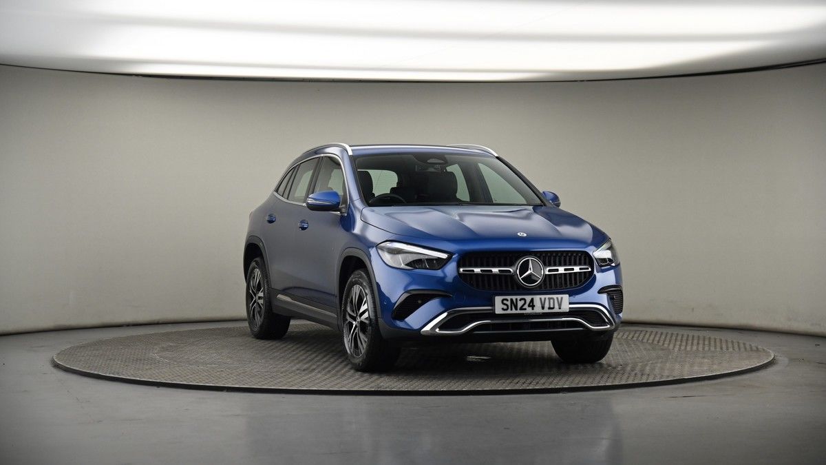 More views of Mercedes-Benz GLA