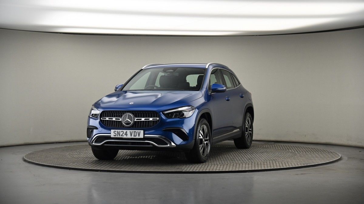 More views of Mercedes-Benz GLA