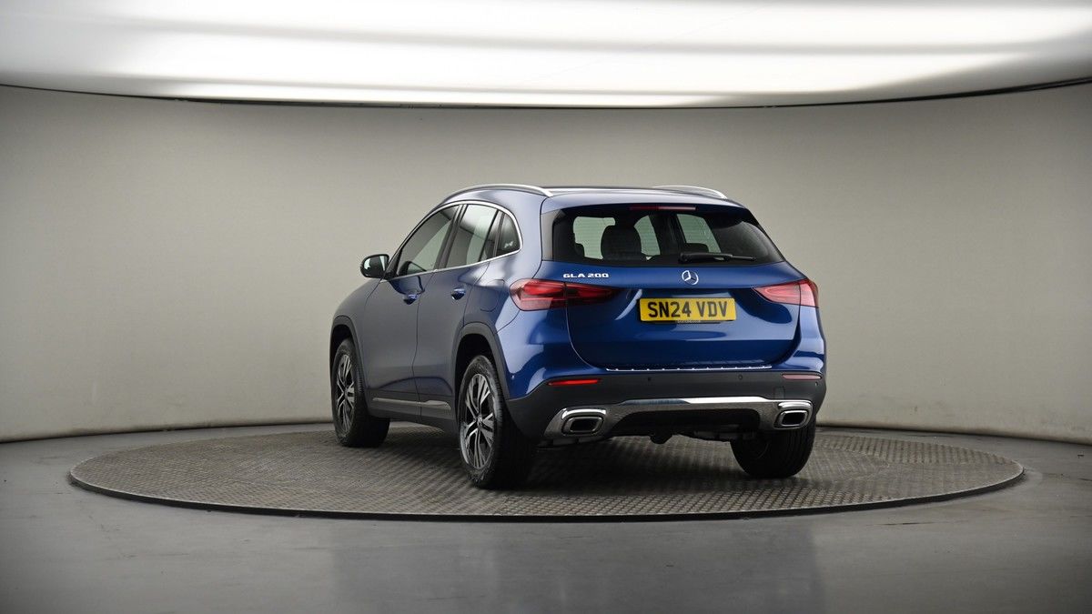 More views of Mercedes-Benz GLA