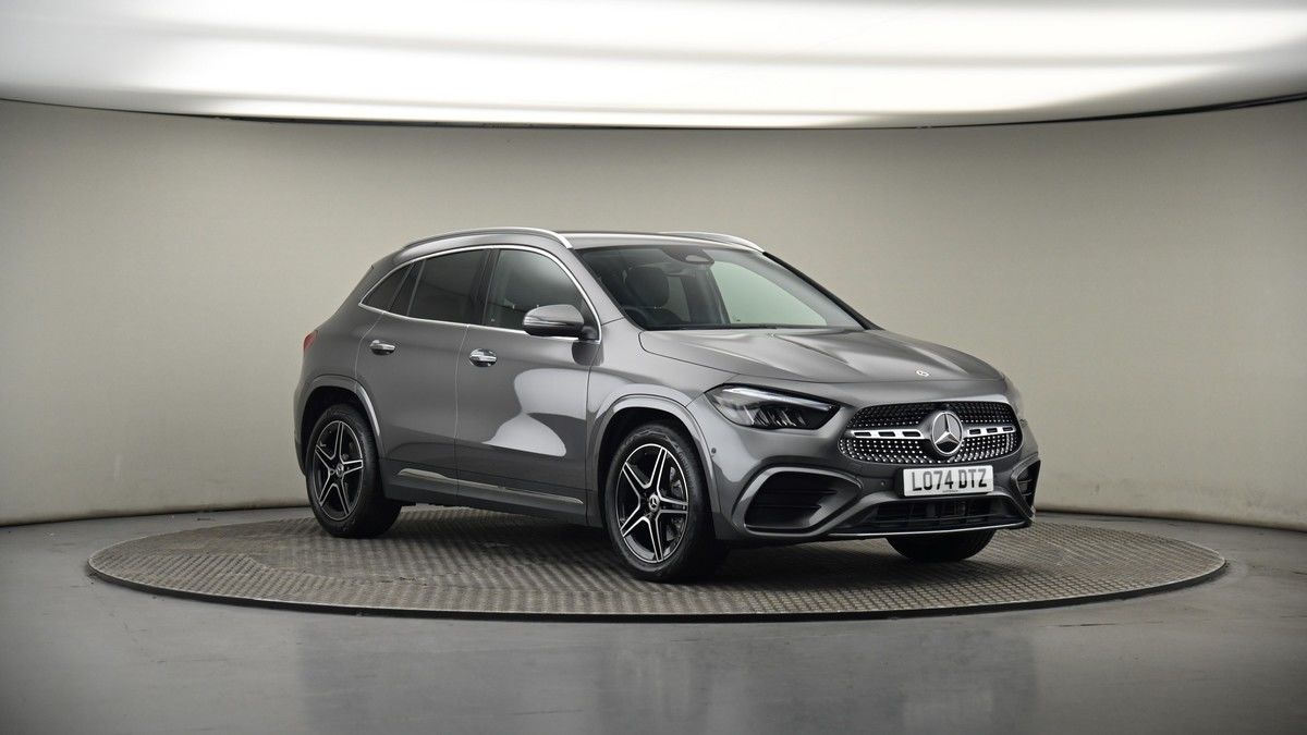 More views of Mercedes-Benz GLA