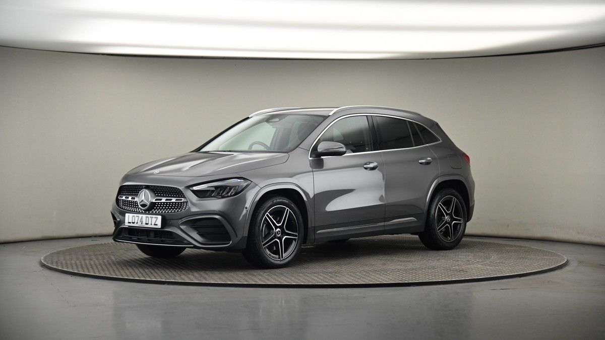 More views of Mercedes-Benz GLA