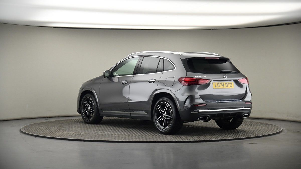 More views of Mercedes-Benz GLA