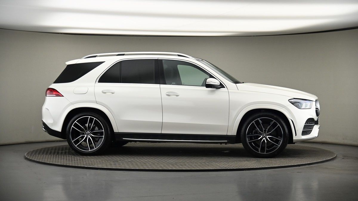 More views of Mercedes-Benz GLE