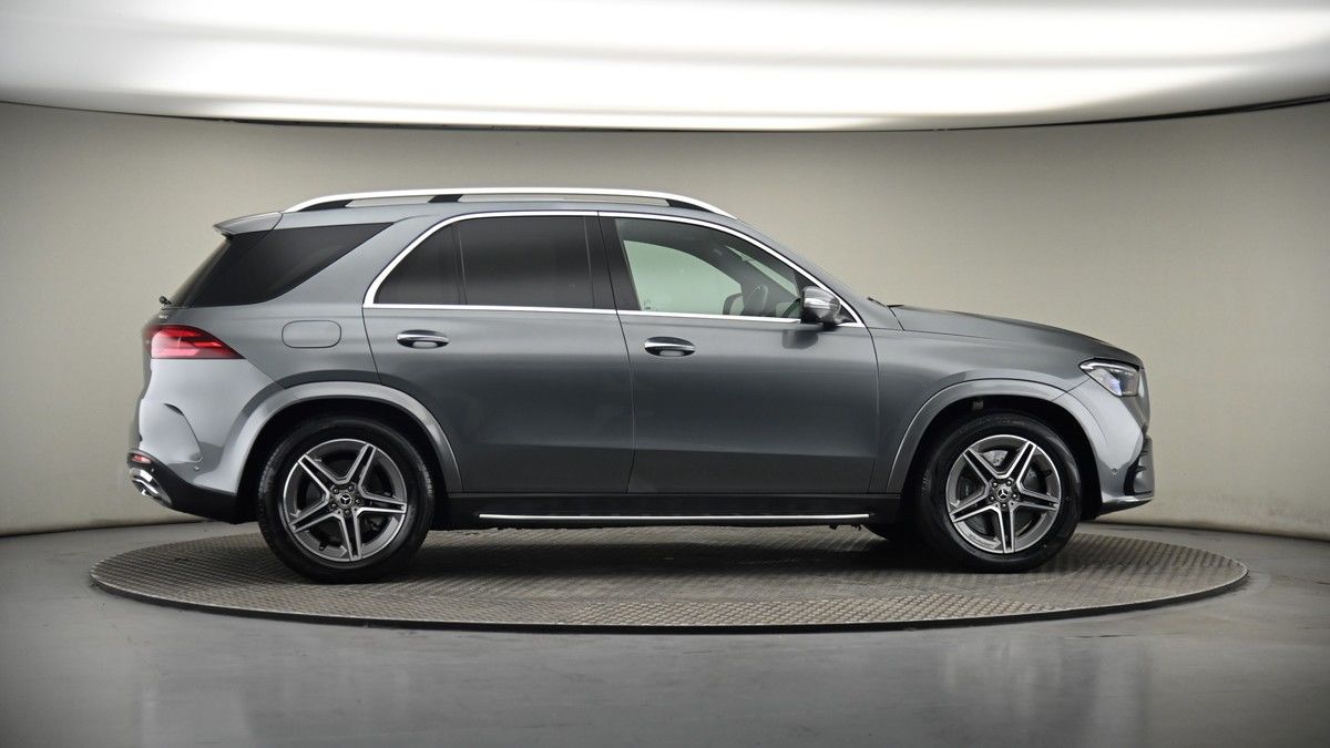 More views of Mercedes-Benz GLE