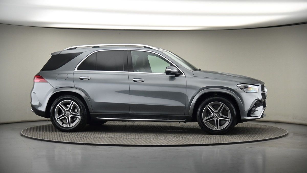 More views of Mercedes-Benz GLE