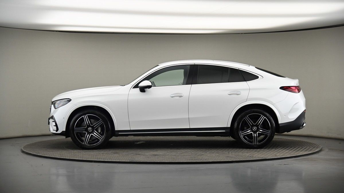 Mercedes-Benz GLC Image 18