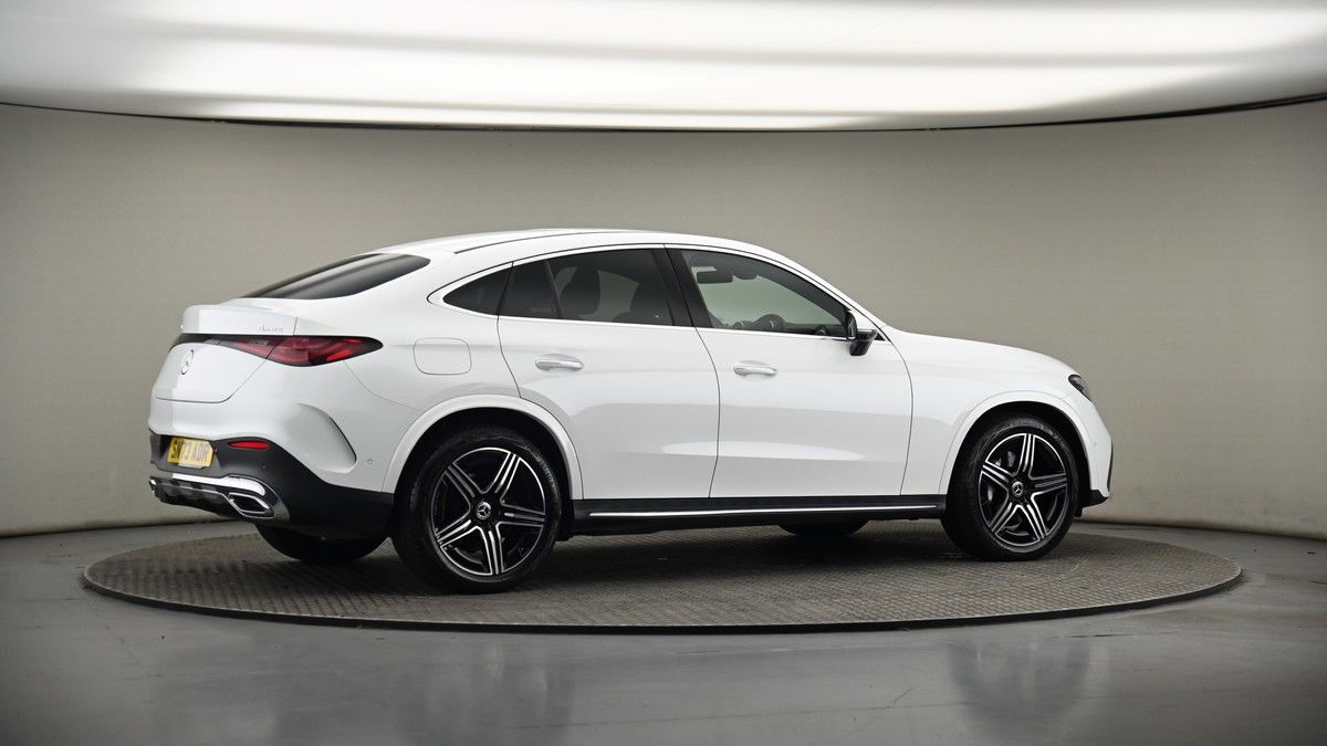 More views of Mercedes-Benz GLC