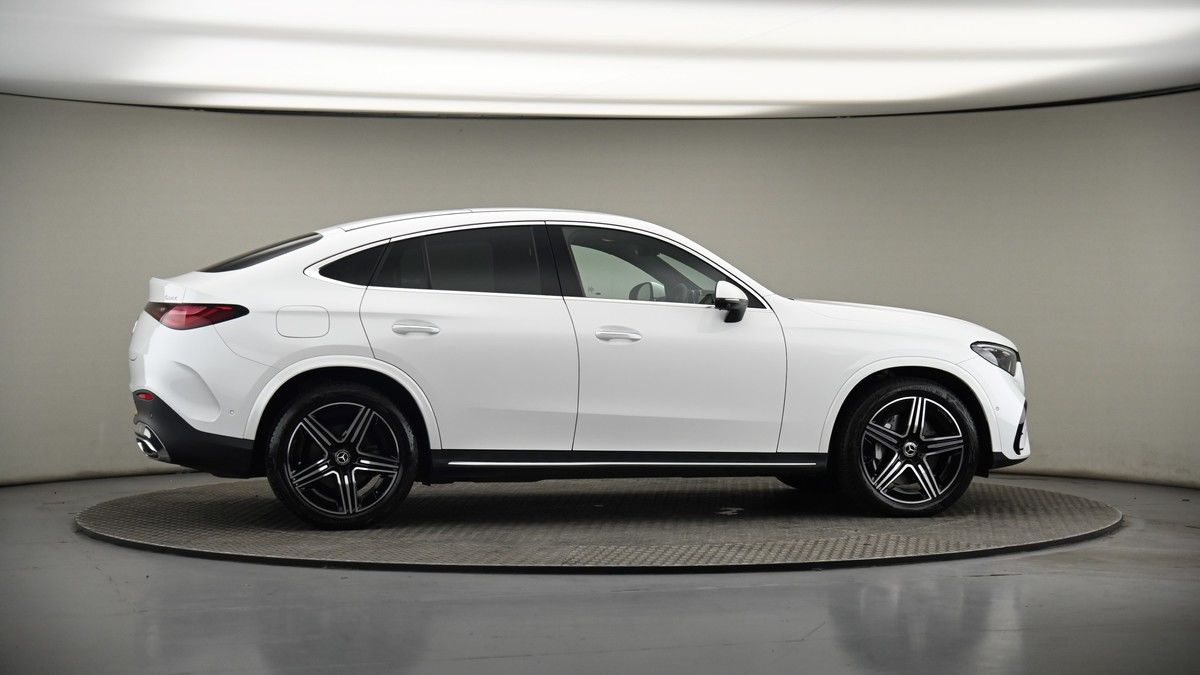 More views of Mercedes-Benz GLC