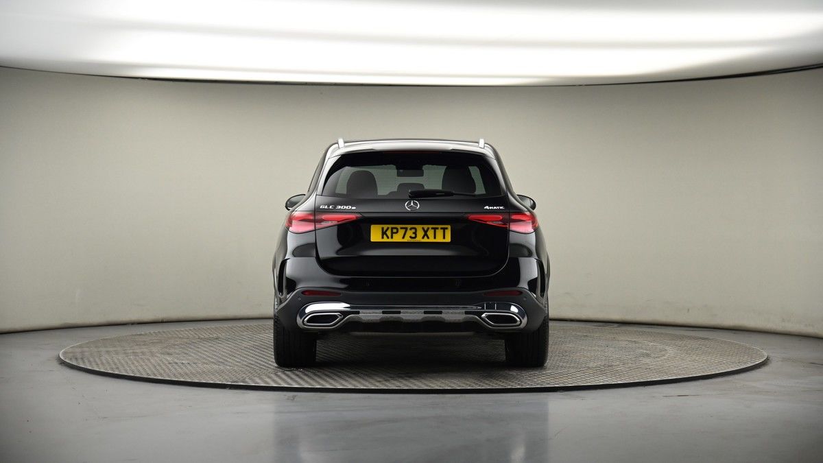 Mercedes-Benz GLC Image 16