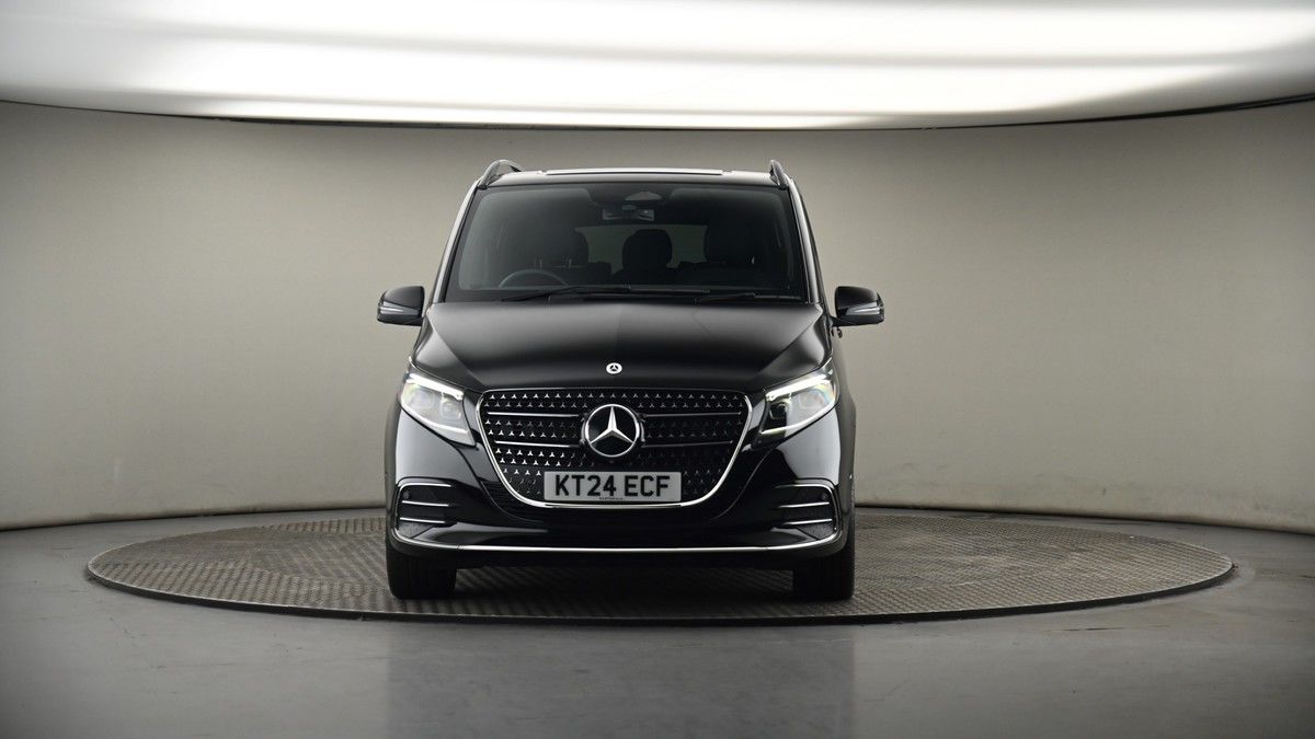 Mercedes-Benz V Class Image 18