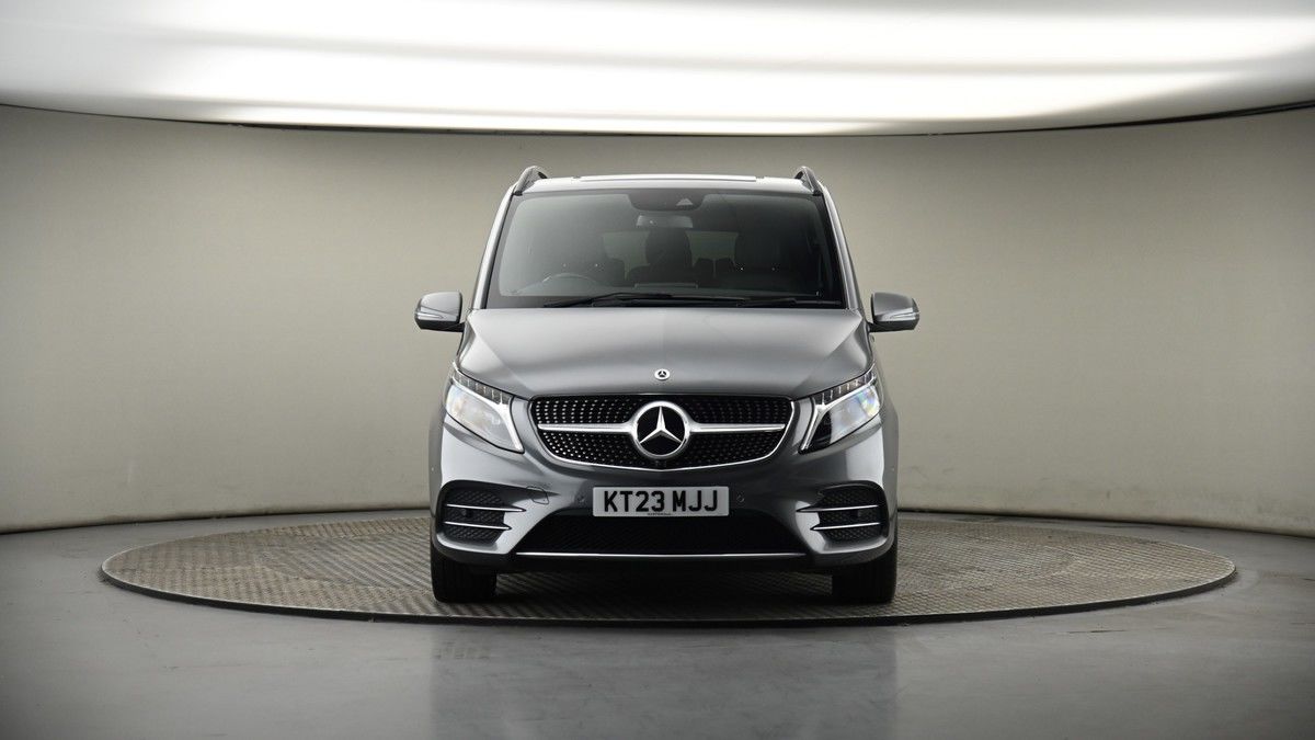 Mercedes-Benz V Class Image 18