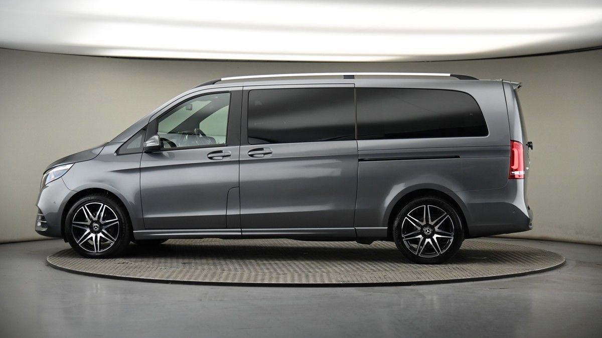 More views of Mercedes-Benz V Class