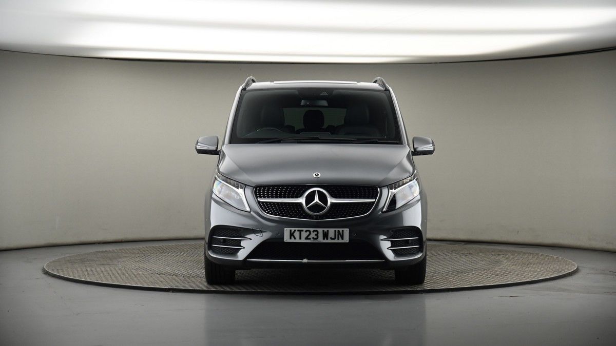 Mercedes-Benz V Class Image 17