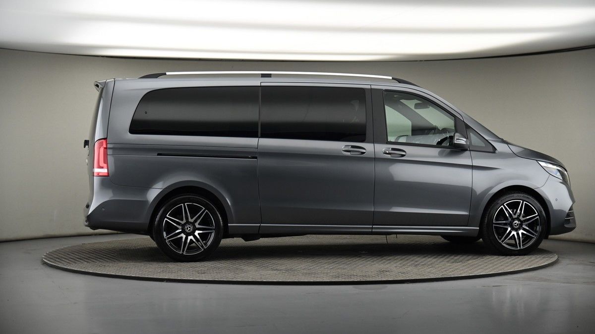More views of Mercedes-Benz V Class
