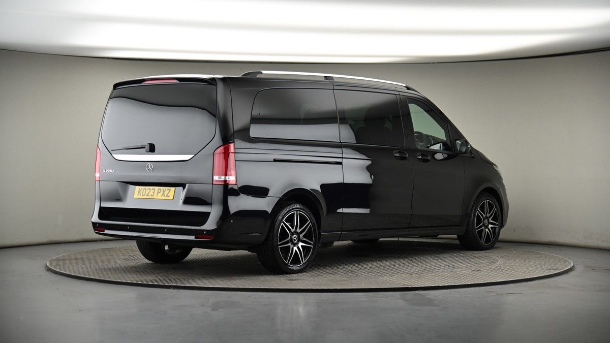 Mercedes-Benz V Class Image 6