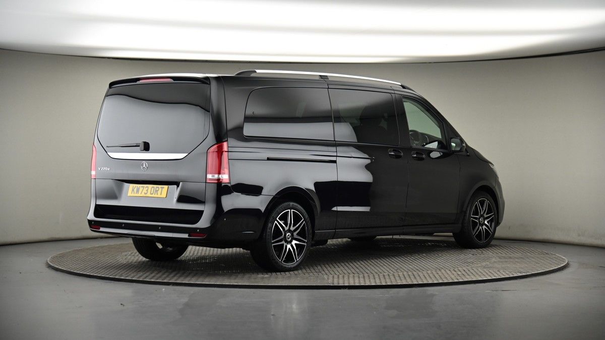 Mercedes-Benz V Class Image 6