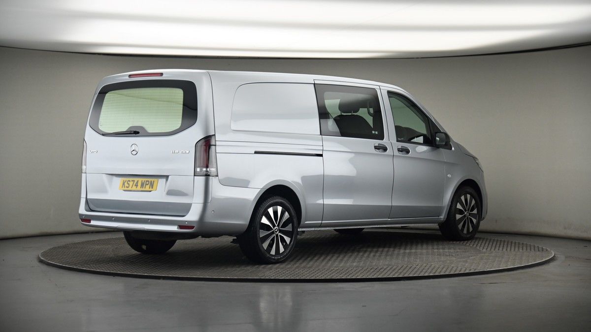 Mercedes-Benz Vito Image 7