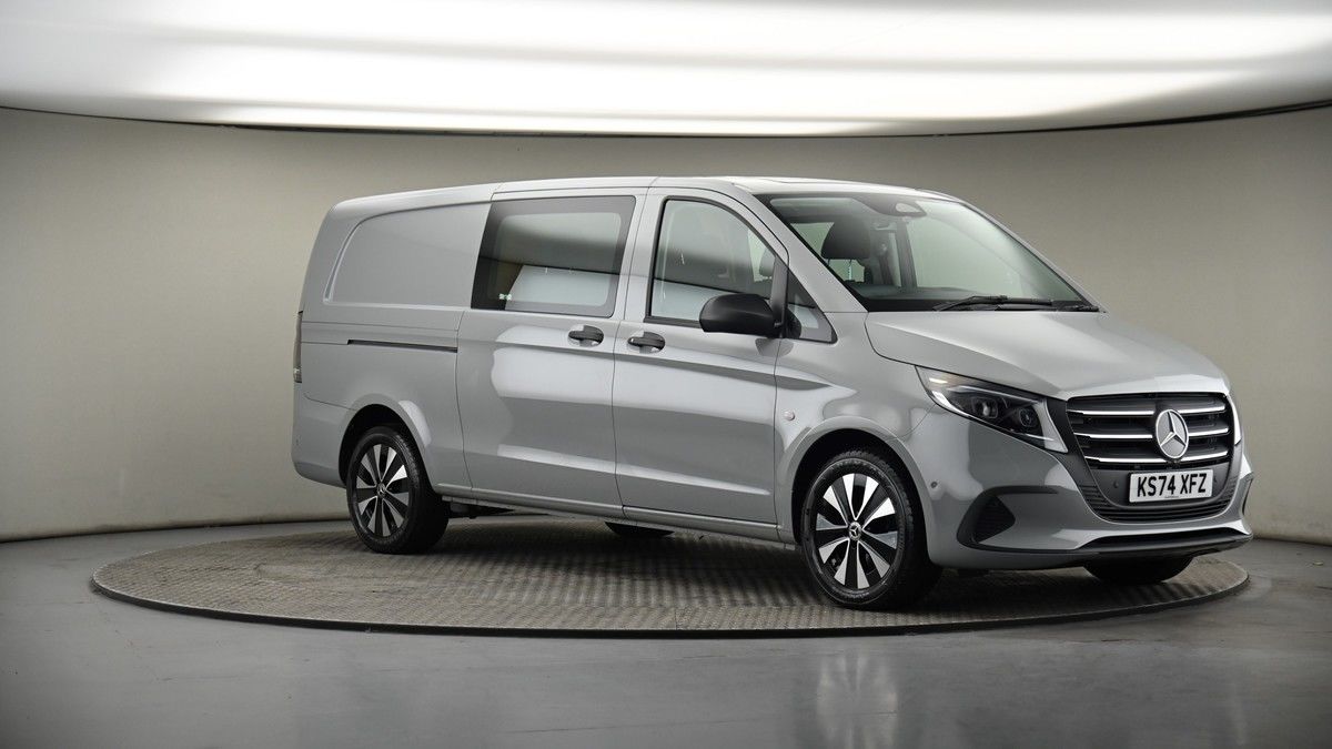 More views of Mercedes-Benz Vito