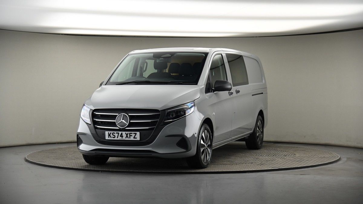 More views of Mercedes-Benz Vito