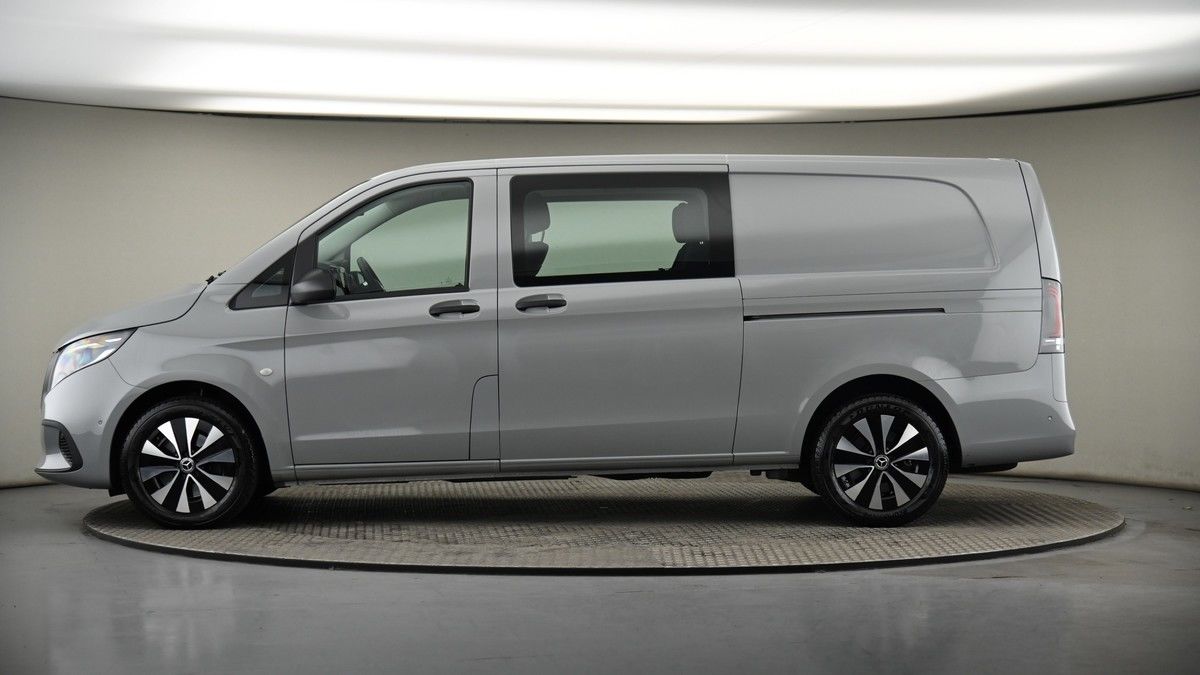 Mercedes-Benz Vito Image 19