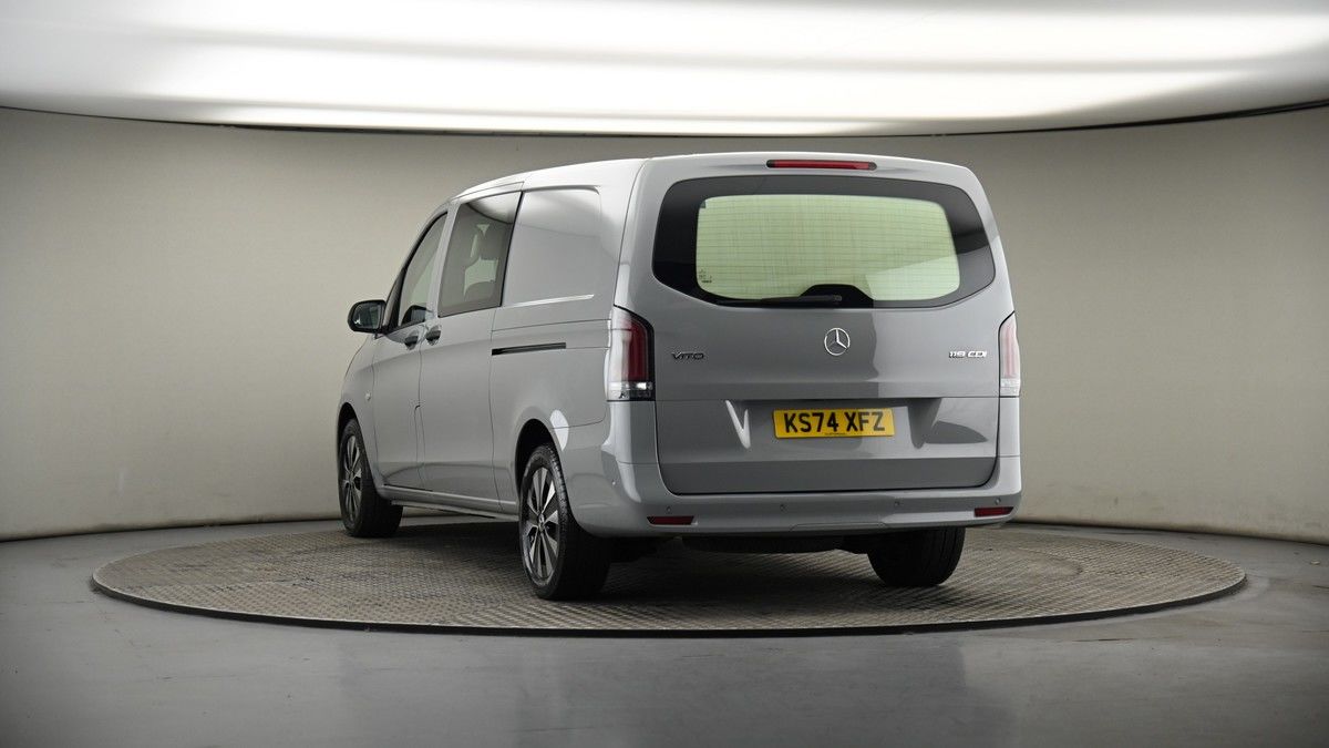 More views of Mercedes-Benz Vito